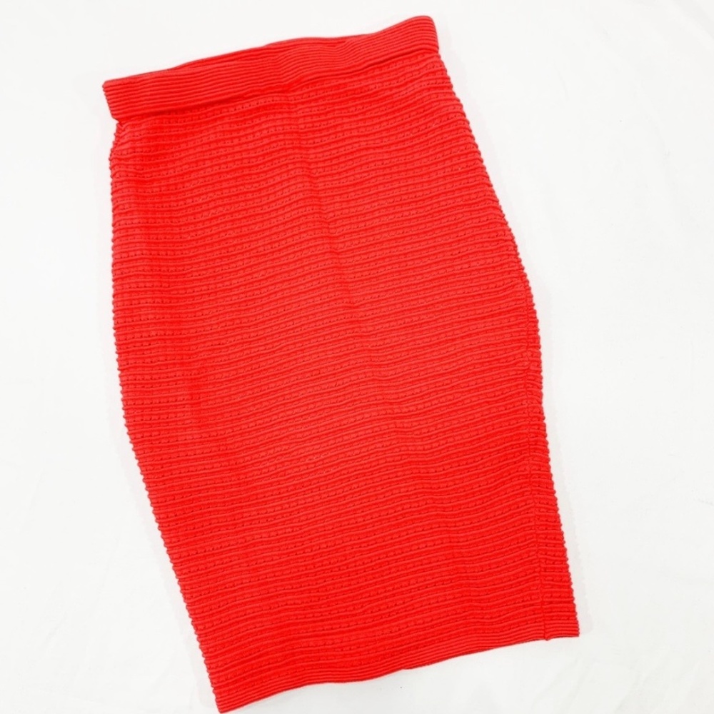 🟩 2 FOR $30 SALE BEBE Coral Pencil Skirt